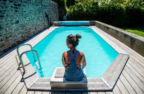 Laugharne Casa | Great House - Grand Georgian House With Outdoor Heated Pool