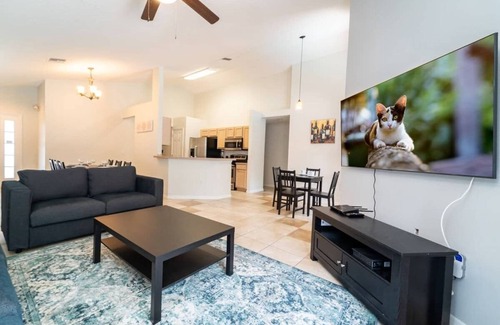 Crystal Cove Casa | Great House with Pool in Disney Area