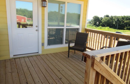 Kingston Casa | Gran vista al lago cerca del lago-Sleeps 12 con WiFi y plato