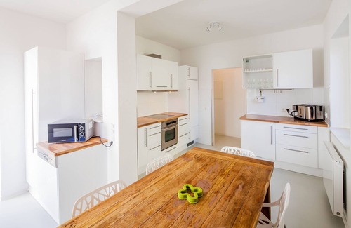 Innenstadt Condominio | Great large vacation apartment in beautiful Esslingen near Stuttgart