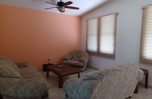 Borinquen Casa | Great Location+5 mins from CrashBoat Beach+3BR+6ppl