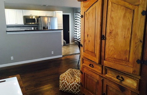 North San Antonio - SAT Casa | Great Location, Classy & Comfy