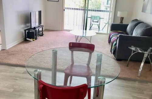 Point Loma Heights Apartamento | Great Location in Ocean Beach