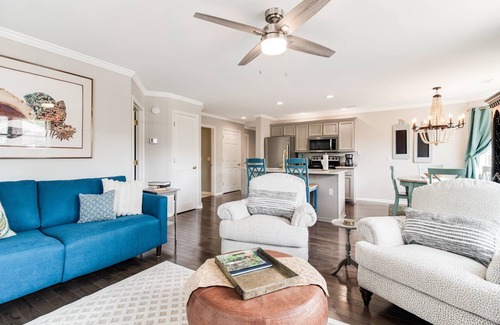 St. James Condominio | Great Location in St James - 2 BR Villa with Pool - Access to Oak Island Beach Club