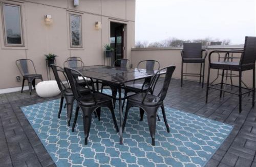 Edgehill Casa | Great Location, Large Home - Roof Deck, Walk to Ni