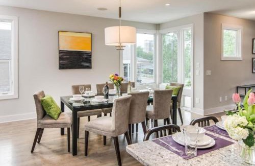 Edgehill Casa | Great Location, Large Home - Roof Deck, Walk to Ni