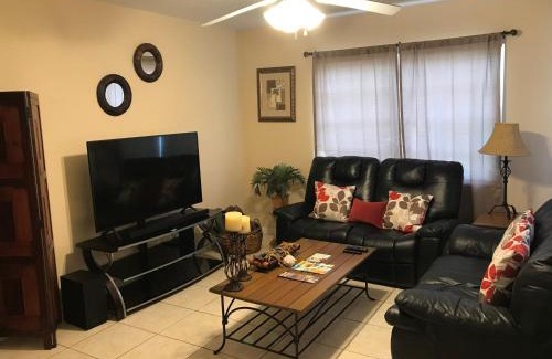 Tampa Casa | Great Location near Downtown & Airport
