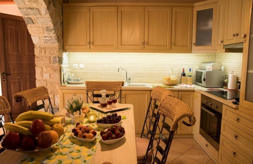 Kilada Casa | Hermosa ubicación, vistas al mar, piscina, wifi | Casa de vacaciones Argolis, Peloponeso