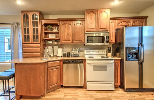 Lansing Casa | Great location to MSU! Charming 3 bedroom, 2.5 bathroom house.
