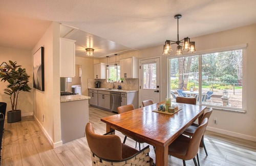Bijou Park Casa | Great location! Completely updated 3 bedroom 2 bath home on Bijou golf course