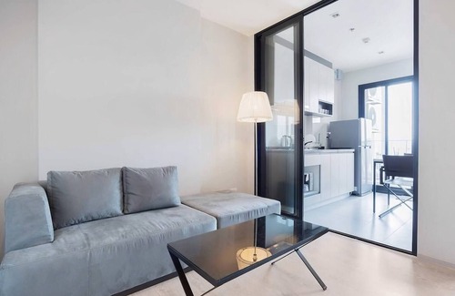 Pattaya Bay Apartamento | Great Location with Infinity Pool -Central Pattaya
