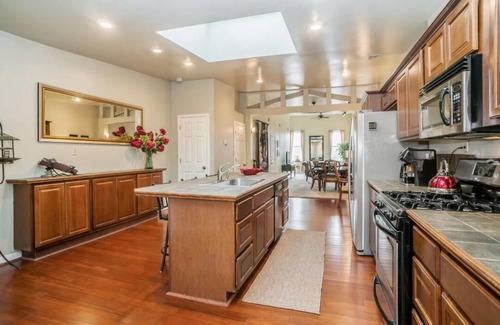Northville Condominio | Great loft in the heart of downtown Northville