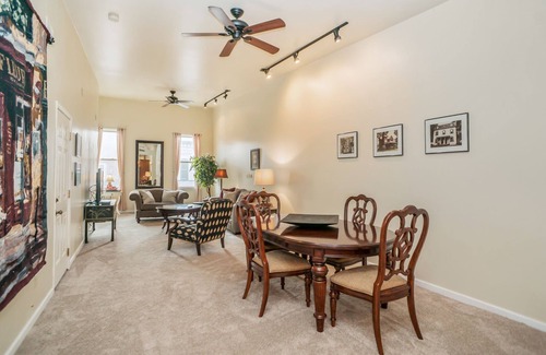 Northville Condominio | Great loft in the heart of downtown Northville