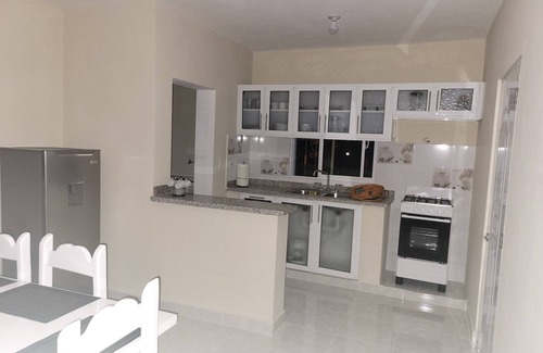 Los Maestros Apartamento | Great new apartment with all the beautiful, wonderful things that you need.