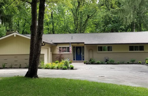 Indianapolis Casa | Gran ubicación al norte, cerca de todo. 15 minutos al centro de la ciudad
