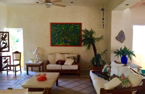 Puerto San Jose Casa | Gran casa frente al mar en Chulamar Guatemala CH011