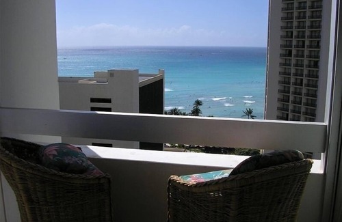 Waikiki Condominio | Gran vista al mar / 500 pies a la playa de Waikiki, $ 150 / nt