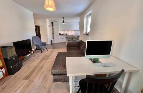 Solna Apartamento | Great one bedroom flat close to the city.