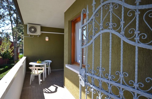 Bibione Apartamento | Gran parada en Bibione en una residencia con piscina de Beahost Rentals