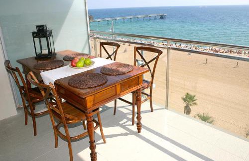 Badalona Apartamento | Great Sea-Side Barcelona Apartment