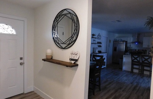 Sunrise Manor Casa | Great Specials Now! Pri POOL! 3 Bedroom, Sleeps 7, Great Location!