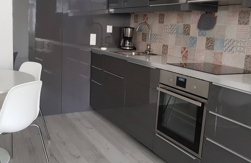 Huddinge Municipality Apartamento | Gran estancia cerca de la Feria de Estocolmo
