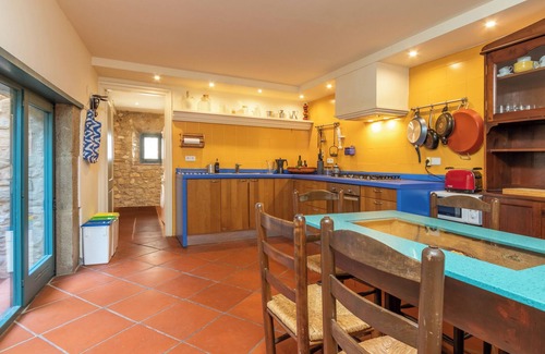Saus Casa | Gran casa de piedra en Alt Emporda
