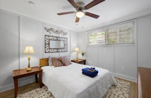 Mount Washington Hotel | Great Two Bedroom w off Street Parking to Explore the City Close to Downtown Airport Ballparks