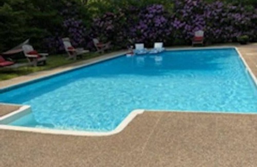 West Tisbury Casa | 2 Casa Compuesto de alrededor en tipo de piscinas
