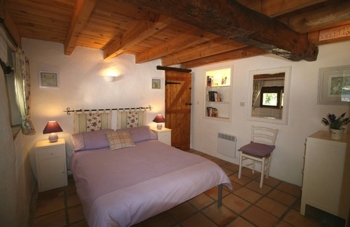 Juignac Otro | GRAN VALOR 300yr antigua granja impresionantes vistas, piscina, WIFI, televisión del Reino Unido, cerca de Longeveau