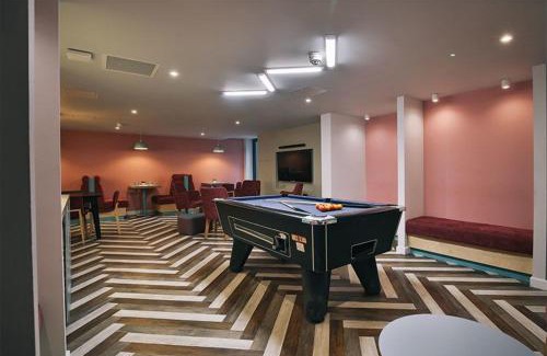 Sheffield Otro | Great Value & Stylish Ensuites at Brocco in Sheffield