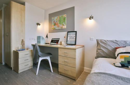 Sheffield Otro | Great Value & Stylish Ensuites at Brocco in Sheffield