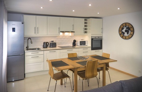 Praia da Vitoria Condominio | Great View Apartment (AL)