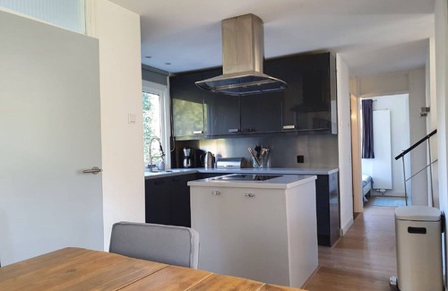 Baarle-Nassau Casa | Gran chalet con sala de recreo y jardín
