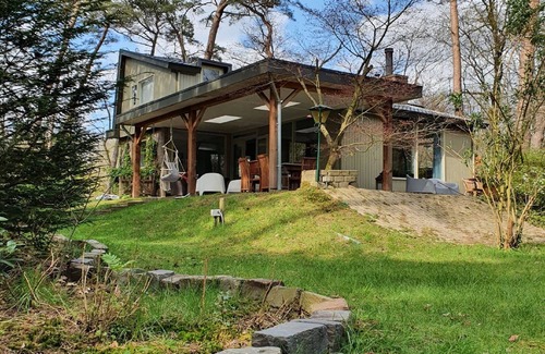 Baarle-Nassau Casa | Gran chalet con sala de recreo y jardín