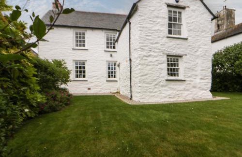 Crantock Casa | Great Western Farmhouse