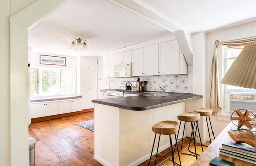 Glendale Casa | Greek Revival Farmhouse in Stockbridge