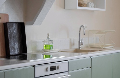 Tinos Town Apartamento | Green 2 by Morfes Luxury Apartments