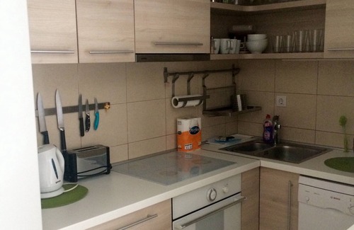 Zelenika Apartamento | Verde y pacífico ideal para vacaciones familiares