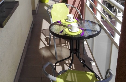 Krowodrza Apartamento | APARTAMENTO VERDE - 2 habitaciones, cocina equipada, baño, LAN y wifi gratis, TV por cable