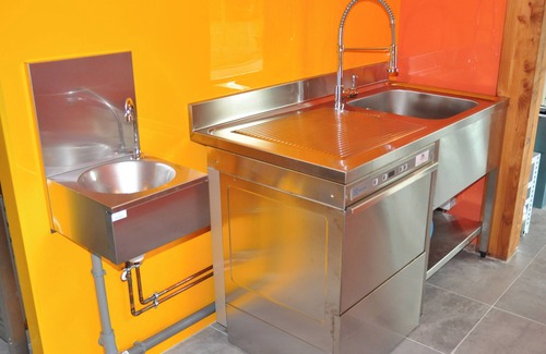 Saint-Priest-la-Feuille Casa | Gran albergue con piscina cubierta durante todo el año, ideal para familias y amigos.