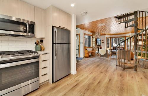Big Bear Lake Chalet De Esquí | Green Canoe Cabin- Hot Tub- Smart TVs- BBQ- Relaxing Central Moonridge Chalet