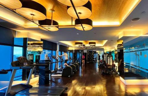 Downtown Apartamento | Green City View Apt in Gramercy Unit 3502 Makati w Netflix