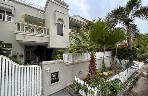 Panchkula Urban Estate Casa | Green Cottage Oriental