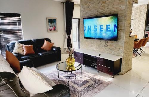 Olympus AH Casa | Green Forest Executive Suites