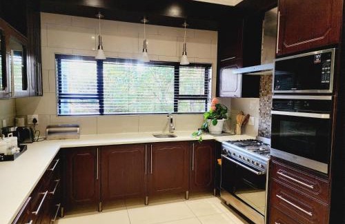 Olympus AH Casa | Green Forest Executive Suites