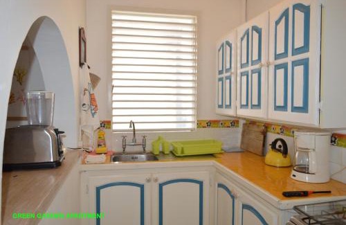 Silver Sands Apartamento | Green Garden Apartment
