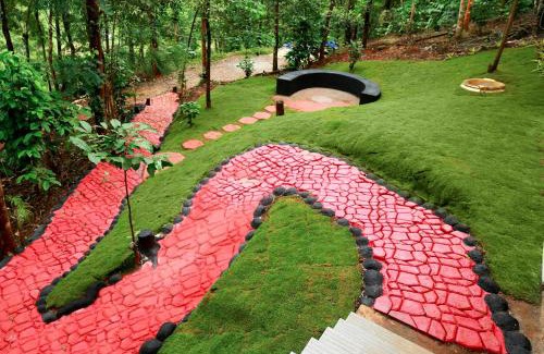Vayittiri Villa | Green Garden Wayanad Villas