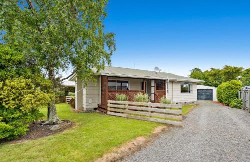 Carterton Casa | Green Grove - Carterton Holiday Home