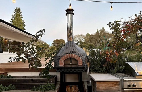 Freestone Cabaña | Green Hill Retreat w/ Pool, Hot Tub, Orchard & BBQ